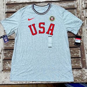 Nike U.S.A. Large Men’s T-Shirt Never Worn New With Tags